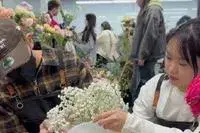 婦女節公司為女生開了一間花店
