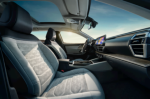 2024款凡爾賽C5 X &全新版本旅不凡優(yōu)雅登場!14.37萬元起