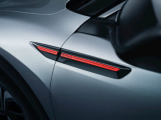 2024款凡爾賽C5 X &全新版本旅不凡優(yōu)雅登場!14.37萬元起