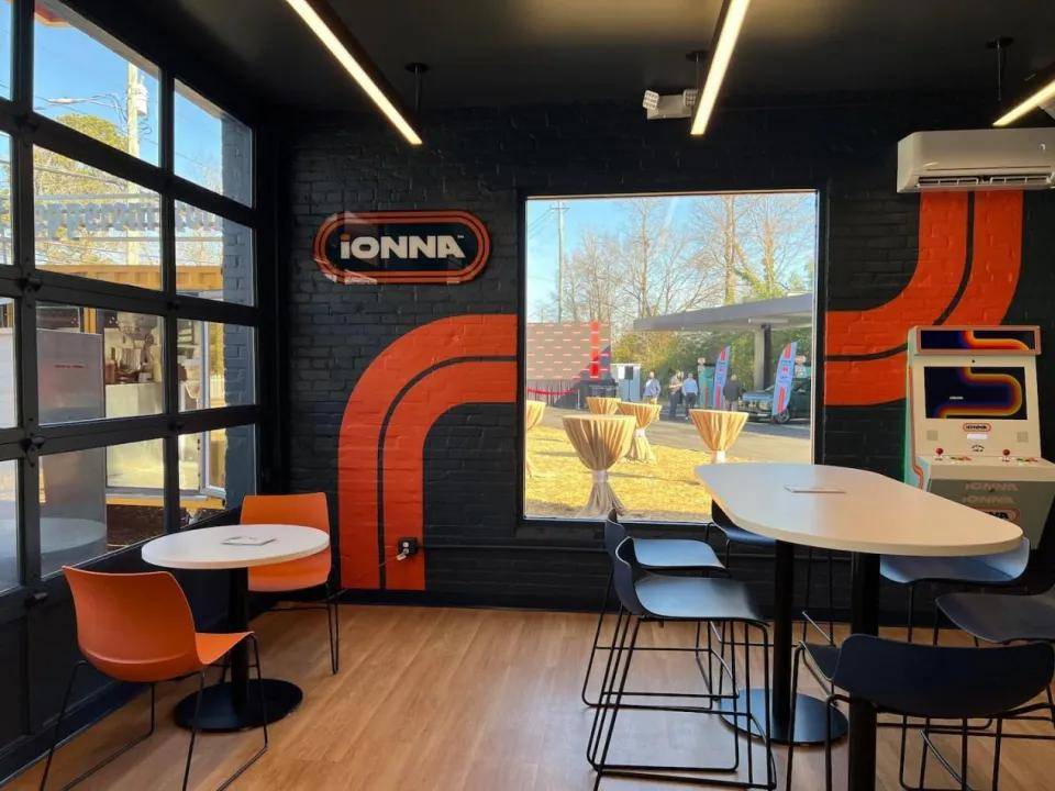 對抗特斯拉,8巨頭充電聯盟在美部署全國網絡