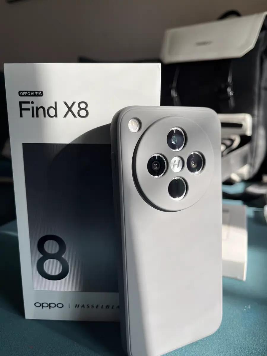 直屏旗艦的逆襲!OPPO Find X8深度體驗:輕薄機身竟藏影像黑科技?