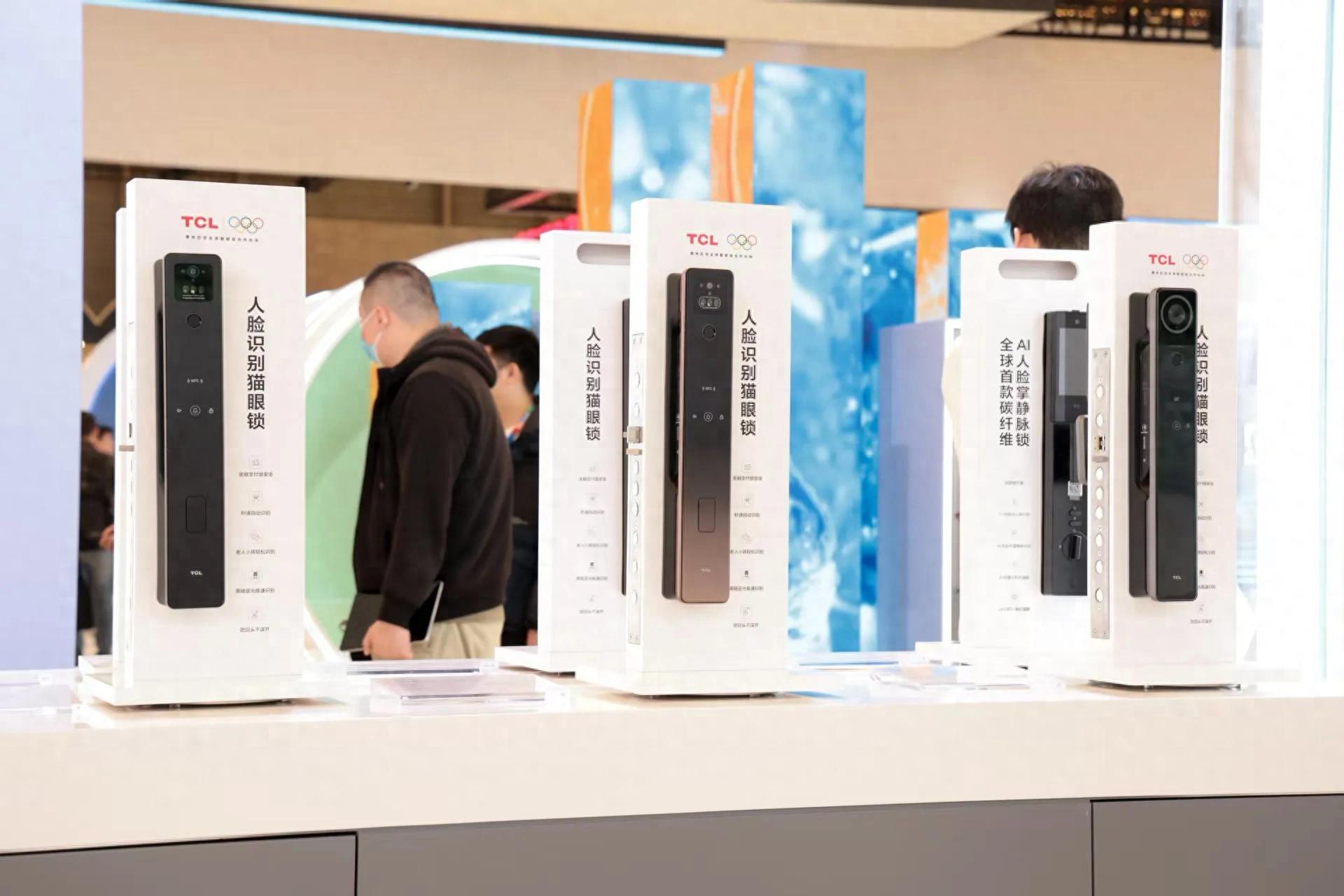 3999 元的高端鎖體驗(yàn):我家的 TCL X9S Max 像個(gè) “智能保鏢”